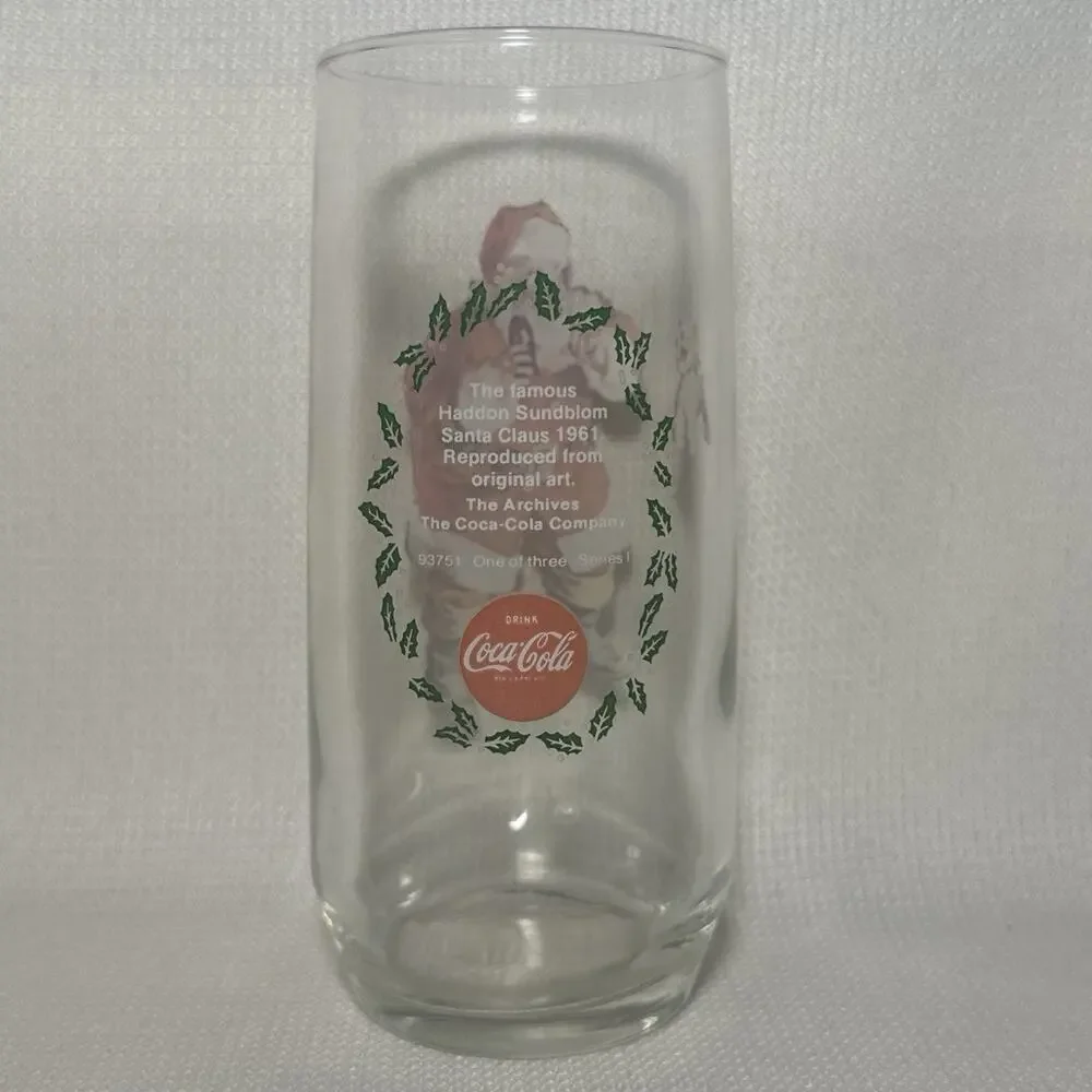 Set of 4 Christmas Coca Cola Haddon Sundblom Santa Clause Glasses Series 1 & 2